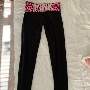 Cute leggings from Victoria Secret 💕